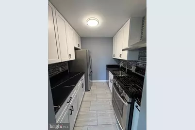 2754 Hollywood Road #202, Falls Church, VA 22043 - Photo 10