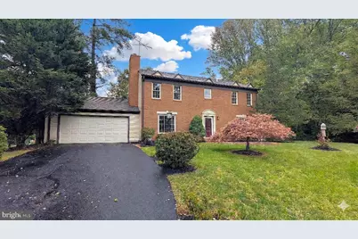 1835 Batten Hollow Road, Vienna, VA 22182 - Photo 1