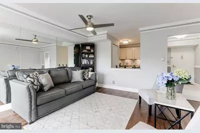3800 Powell Lane #710, Falls Church, VA 22041 - Photo 6