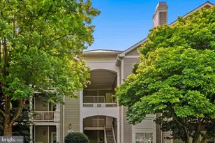 1708 Lake Shore Crest Dr, Reston, VA 20190 - Photo 2