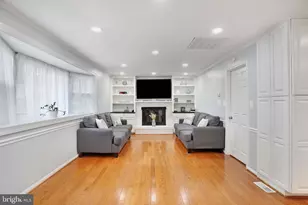 7558 Park Ln, Annandale, VA 22003 - Photo 18