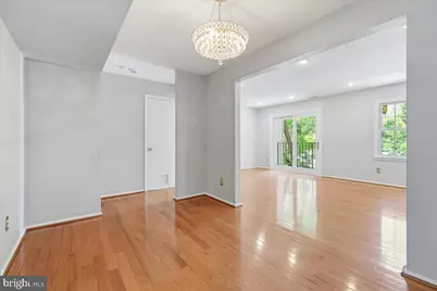 6326 Fenestra Court, Burke, VA 22015 - Photo 10
