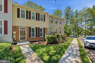 6326 Fenestra Ct, Burke, VA 22015 - Photo 2