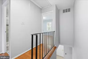 6326 Fenestra Ct, Burke, VA 22015 - Photo 18