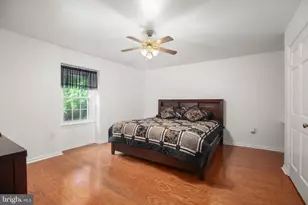 6401 Wolf Run Hunt Ct, Fairfax Station, VA 22039 - Photo 12