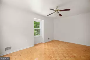 6401 Wolf Run Hunt Ct, Fairfax Station, VA 22039 - Photo 10