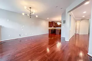 3909 Beeker Mill Pl, Chantilly, VA 20151 - Photo 12