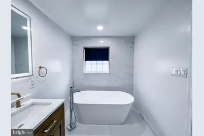 3909 Beeker Mill Place, Chantilly, VA 20151 - Photo 34