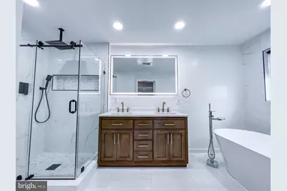 3909 Beeker Mill Place, Chantilly, VA 20151 - Photo 32