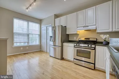 11482 Heritage Commons Way, Reston, VA 20194 - Photo 6