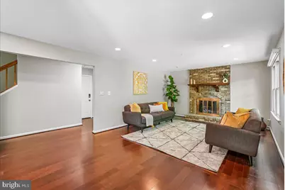 10033 Glencroft Court, Vienna, VA 22181 - Photo 8