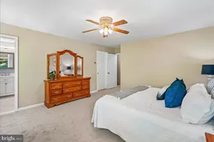 10033 Glencroft Ct, Vienna, VA 22181 - Photo 24