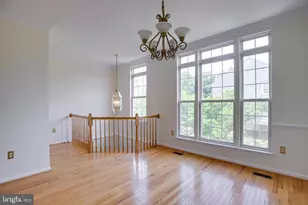 14603 Jovet Ct, Centreville, VA 20120 - Photo 6
