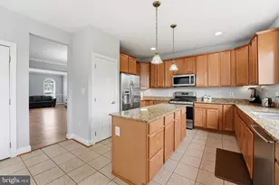2914 Popkins Ln, Alexandria, VA 22306 - Photo 12