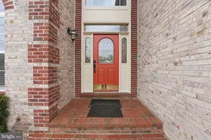 2914 Popkins Ln, Alexandria, VA 22306 - Photo 4