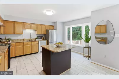 7293 Olde Lantern Way, Springfield, VA 22152 - Photo 14