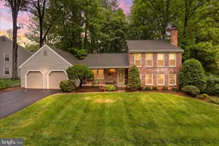 5967 New England Woods Dr, Burke, VA 22015 - Photo 1