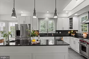 14220 Hartwood Ct, Centreville, VA 20121 - Photo 46