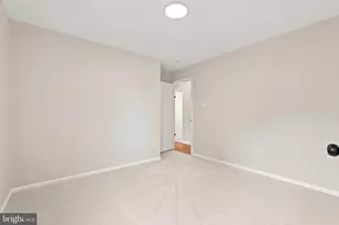9903 Rand Dr, Burke, VA 22015 - Photo 28
