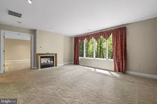 10701 Sycamore Springs Ln, Great Falls, VA 22066 - Photo 28