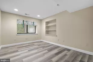 10701 Sycamore Springs Ln, Great Falls, VA 22066 - Photo 46