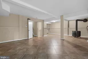10701 Sycamore Springs Ln, Great Falls, VA 22066 - Photo 44