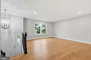 14723 Jarnigan St, Centreville, VA 20120 - Photo 4