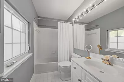 12076 Kinsley Place, Reston, VA 20190 - Photo 32