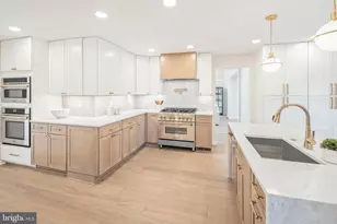 9424 Brian Jac Ln, Great Falls, VA 22066 - Photo 12