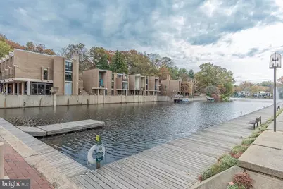 1604 Washington Plaza N, Reston, VA 20190 - Photo 10