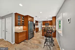 11416 Vale Rd, Oakton, VA 22124 - Photo 28