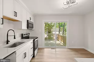 8803 Hayload Ct, Springfield, VA 22153 - Photo 20