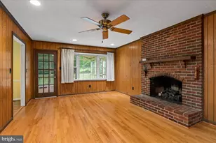 12144 Folkstone Dr, Herndon, VA 20171 - Photo 20