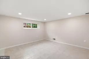 5304 Pillow Ln, Springfield, VA 22151 - Photo 28