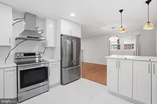 5304 Pillow Ln, Springfield, VA 22151 - Photo 8