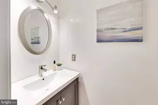 5946 Kimberly Anne Way, Alexandria, VA 22310 - Photo 10