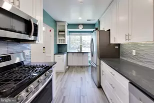 5946 Kimberly Anne Way, Alexandria, VA 22310 - Photo 6