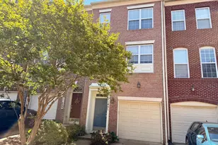 11451 Log Ridge Dr, Fairfax, VA 22030 - Photo 2