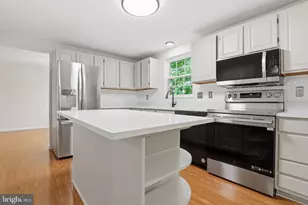 15247 Louis Mill Dr, Chantilly, VA 20151 - Photo 8