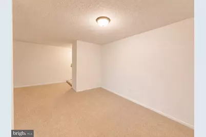 10204 Bushman Drive #324, Oakton, VA 22124 - Photo 8