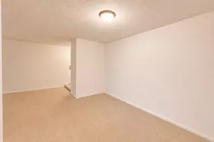 10204 Bushman Dr, Oakton, VA 22124 - Photo 8