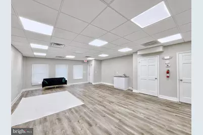 7330 McWhorter Place #7330B, Annandale, VA 22003 - Photo 8