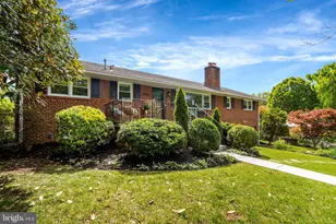 8906 Dogue Dr, Alexandria, VA 22309 - Photo 48