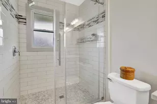 8906 Dogue Dr, Alexandria, VA 22309 - Photo 20
