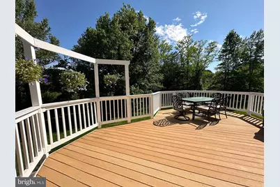 5126 Myrtle Leaf Drive, Fairfax, VA 22030 - Photo 4