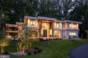 7841 Old Dominion Dr, McLean, VA 22102 - Photo 6