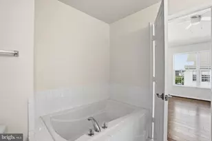 2494 Quick St, Herndon, VA 20171 - Photo 16