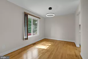 2230 Chestertown Dr, Vienna, VA 22182 - Photo 12