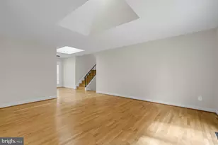 2230 Chestertown Dr, Vienna, VA 22182 - Photo 8