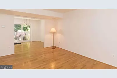 8302 Moline Place, Springfield, VA 22153 - Photo 10